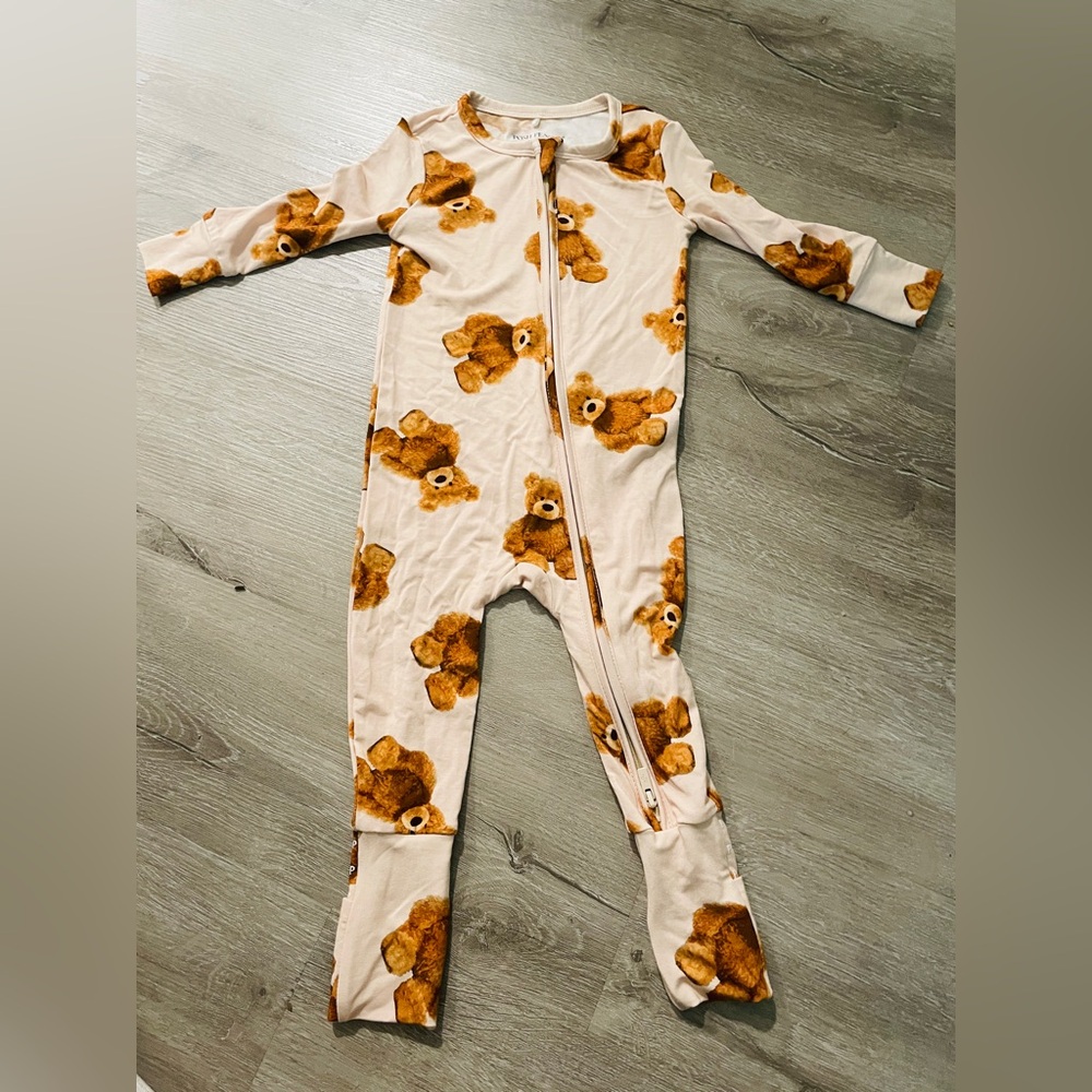 Posh Peanut Convertible Footie – Teddy Bear Print (9–12M) NWOT